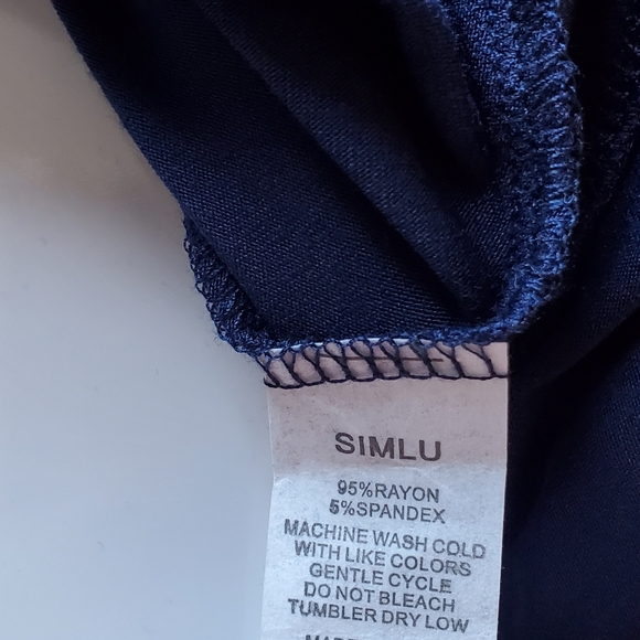 SIMLU DRESS - Picture 7 of 11